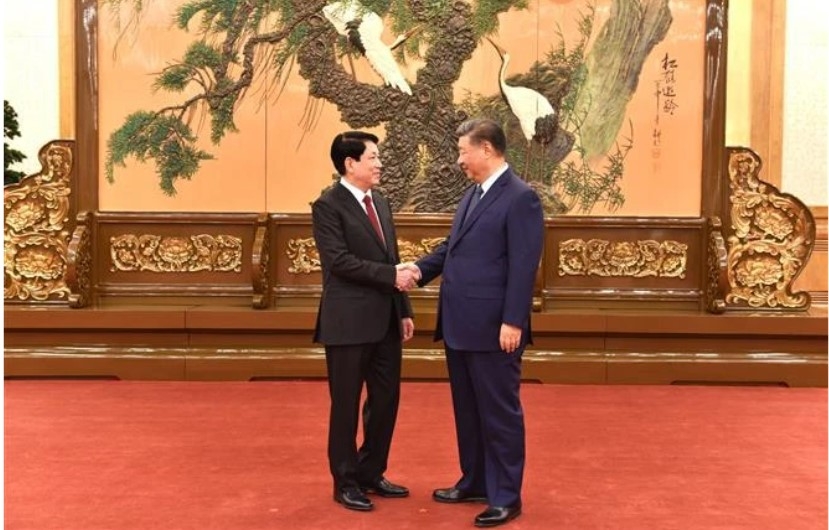 Vietnamese, Chinese Parties strengthen relations